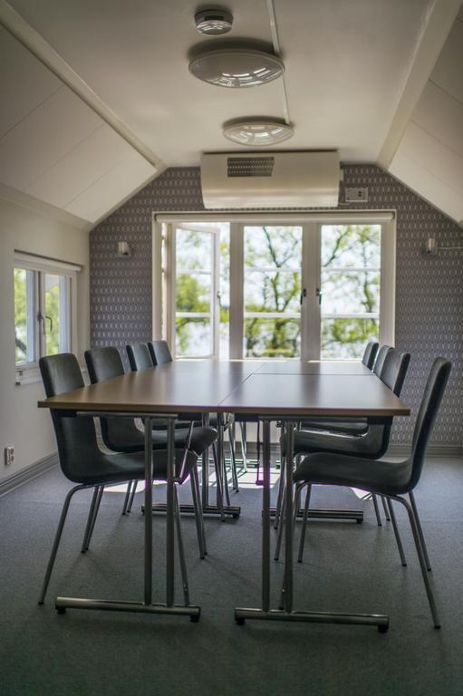 Hotell Sjoevillan Upplands-Väsby Dış mekan fotoğraf